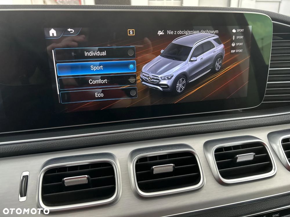Mercedes-Benz GLE 300 d 4-Matic - 22