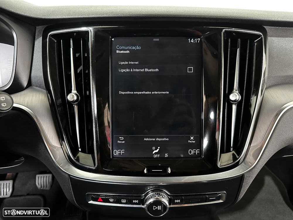 Volvo V60 2.0 D3 Momentum - 29