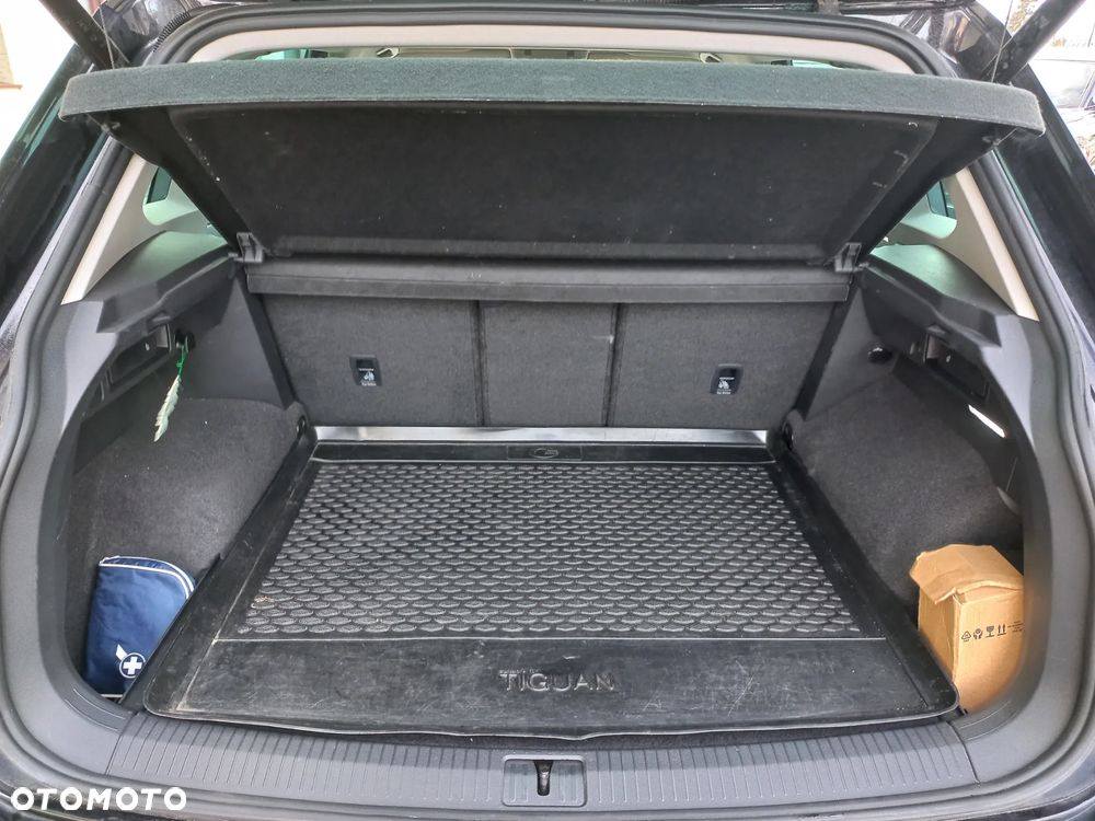 Volkswagen Tiguan 2.0 TDI SCR Life DSG - 24