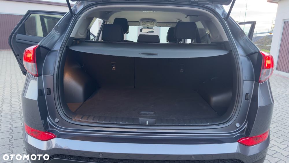 Hyundai Tucson 1.7 CRDI BlueDrive Comfort 2WD - 32