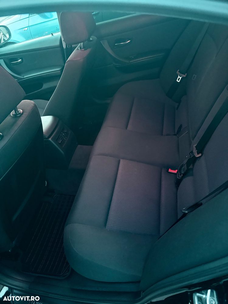 BMW Seria 3 320d - 7