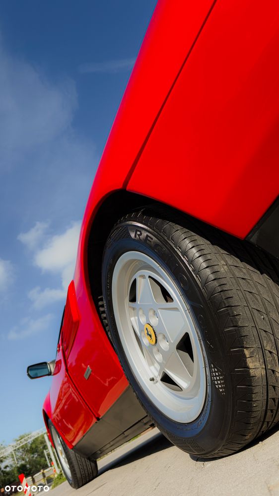Ferrari Mondial - 19