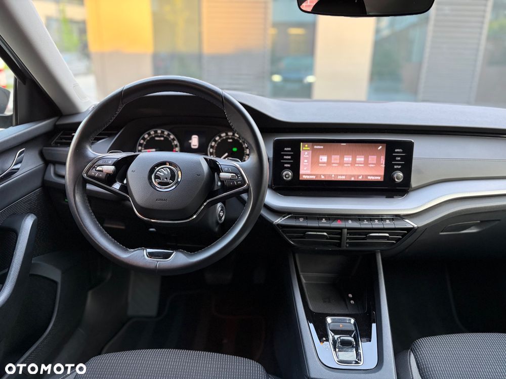 Skoda Octavia 2.0 TDI Ambition DSG - 30