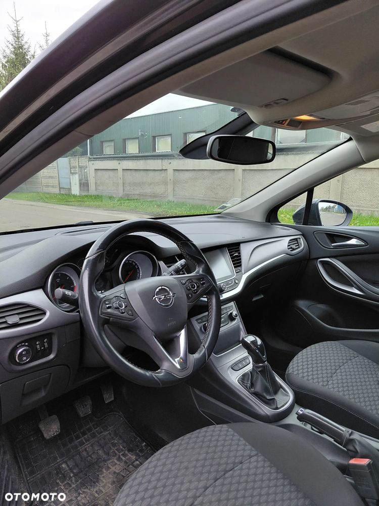 Opel Astra - 9