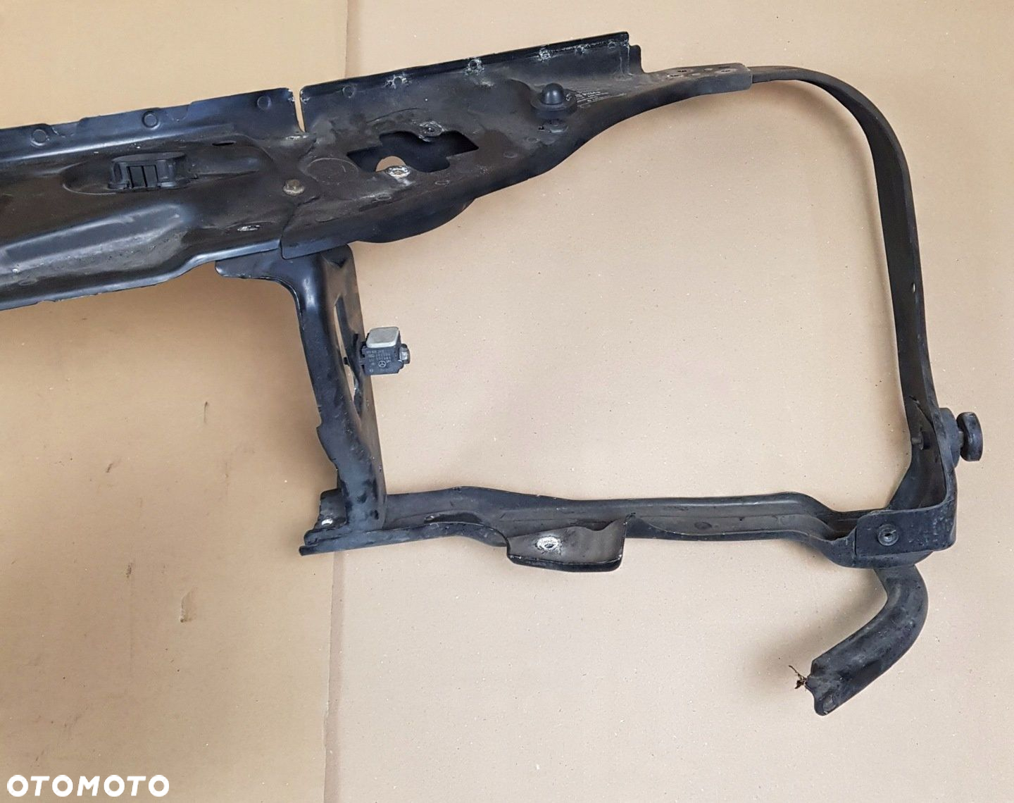 MERCEDES R W251 PAS PRZEDNI GÓRNY OKULAR ORYG - 4
