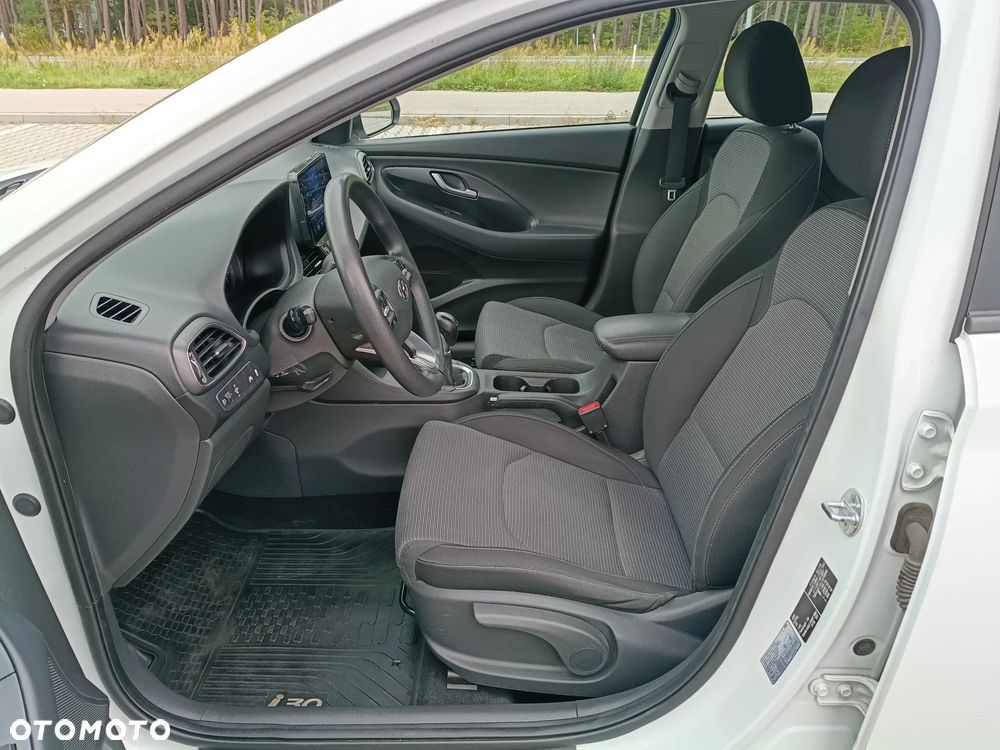 Hyundai i30 1.4 Classic + - 6