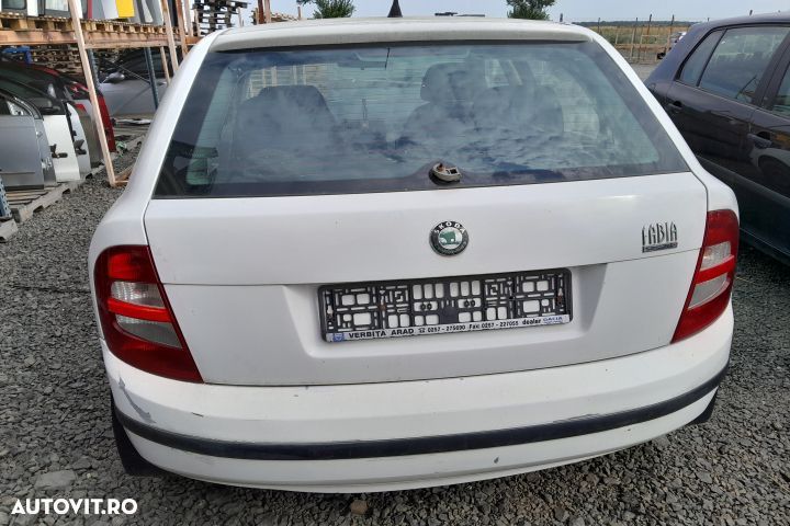 Far stanga 6Y0941295 Skoda Fabia 6Y [1999 - 2004] Hatchback 5-usi 1.2 - 7