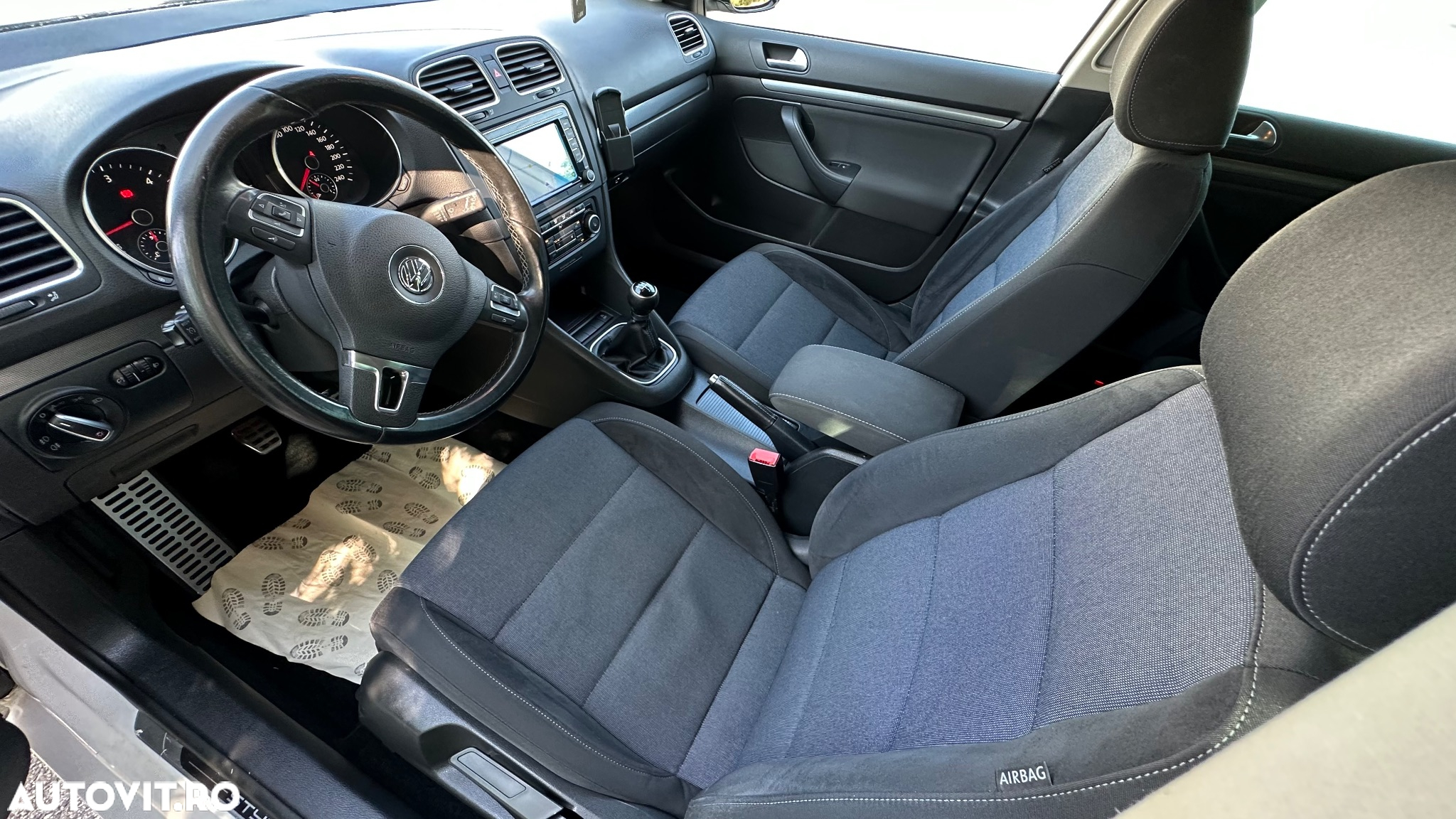 Volkswagen Golf 1.6 TDI BMT Highline - 7