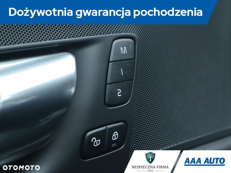 Volvo XC 60 - 23
