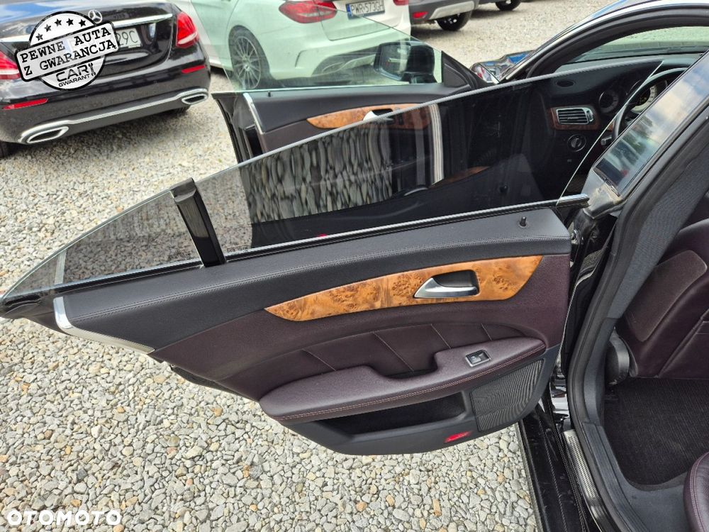 Mercedes-Benz CLS - 16