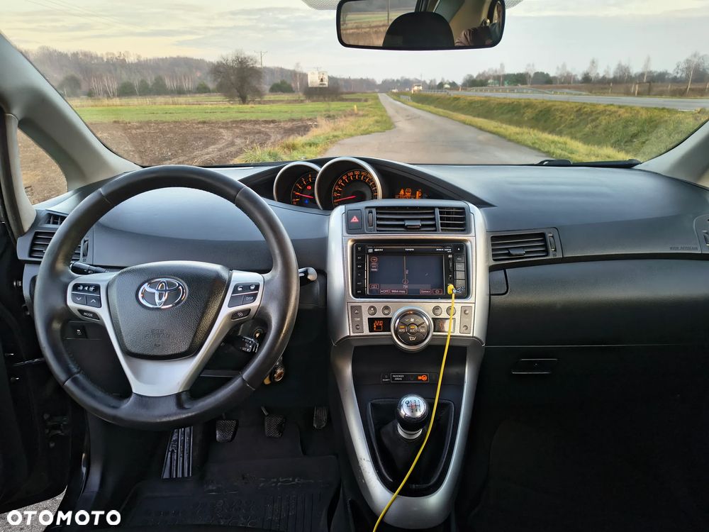 Toyota Verso 2.0 D-4D Sol plus 7os - 12