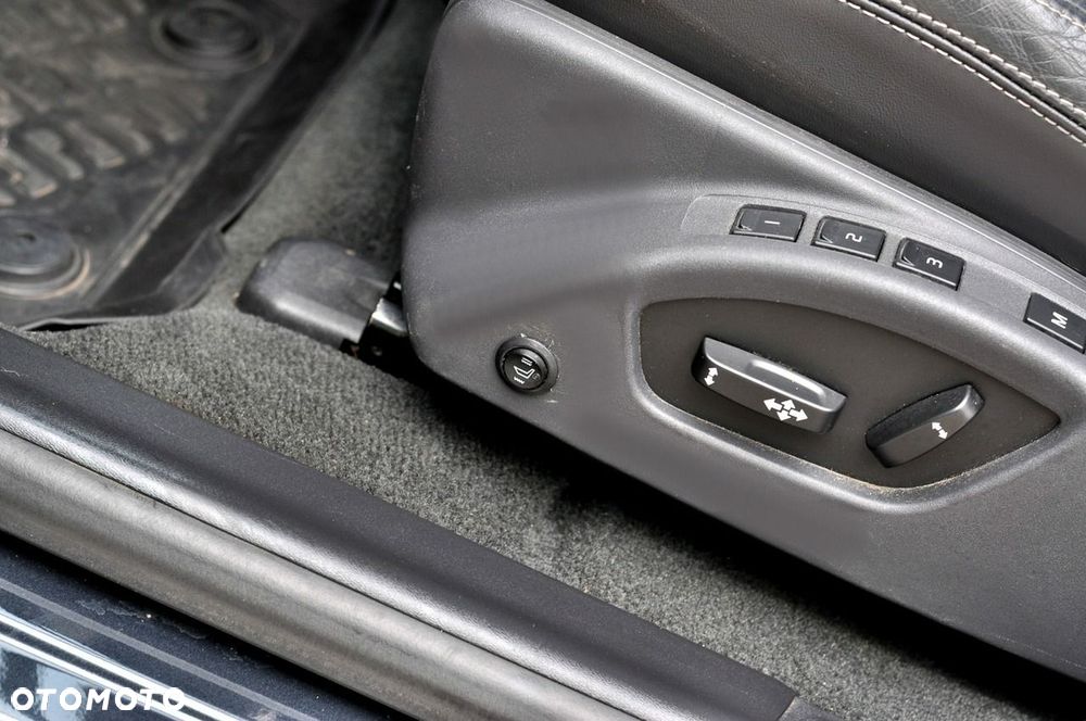Volvo XC 60 D4 R-Design Summum - 20