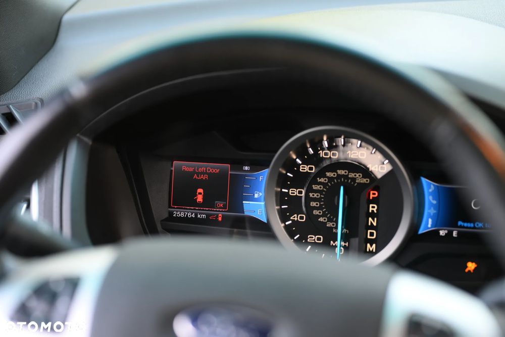 Ford Explorer - 18