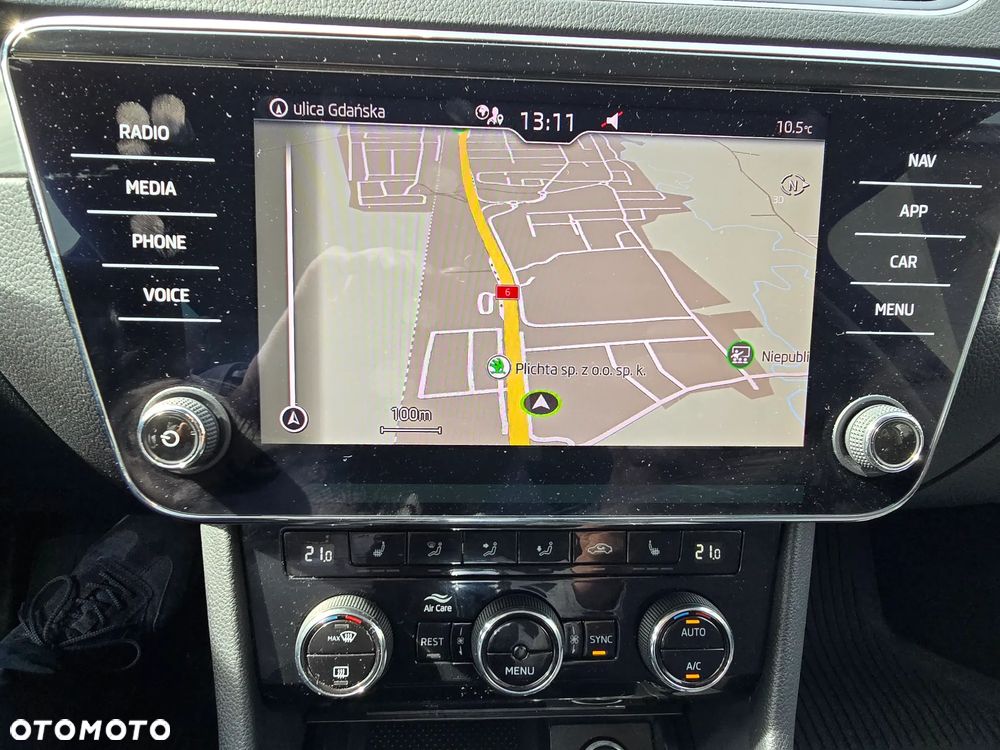 Skoda Superb 2.0 TDI SCR Style DSG - 21