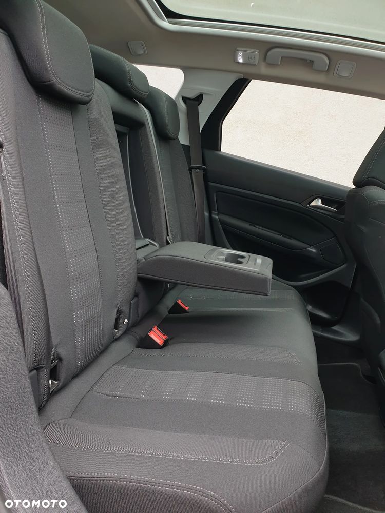 Peugeot 308 2.0 BlueHDi Allure S&S - 36