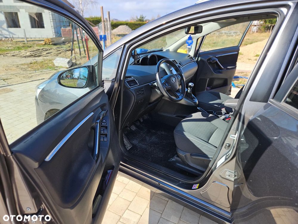 Toyota Verso 1.6 D-4D Prestige - 13