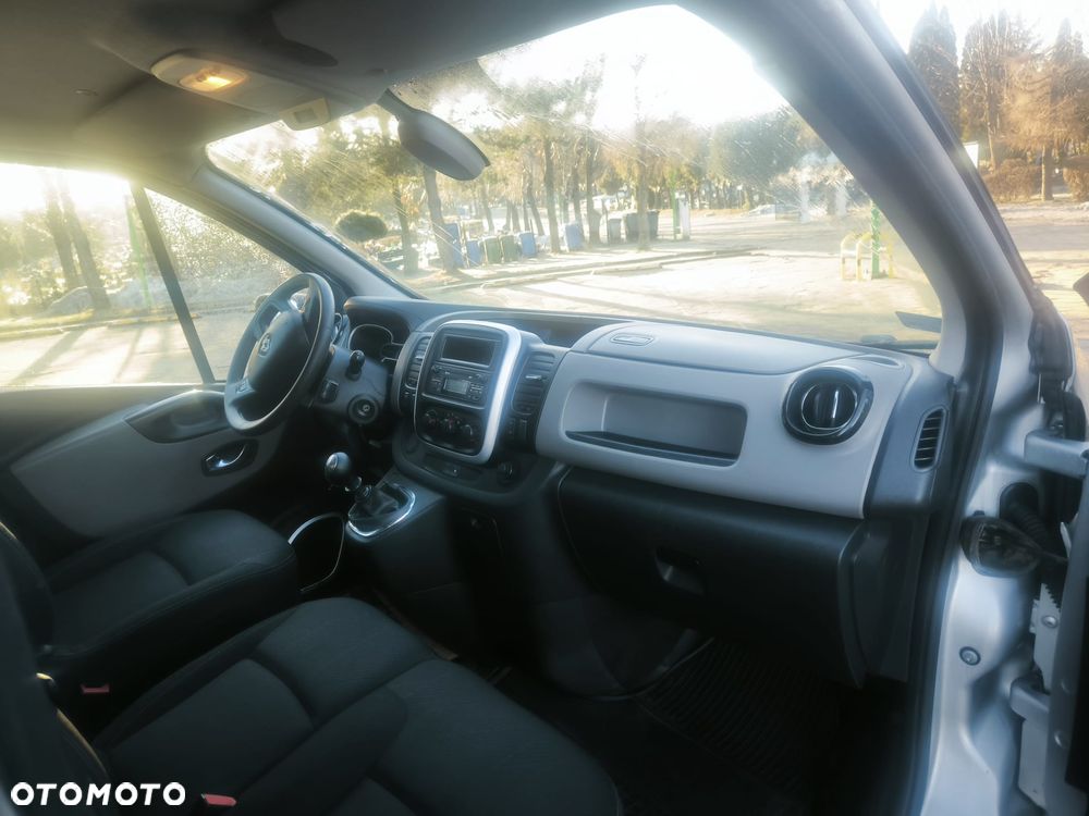 Renault TRAFIC - 8