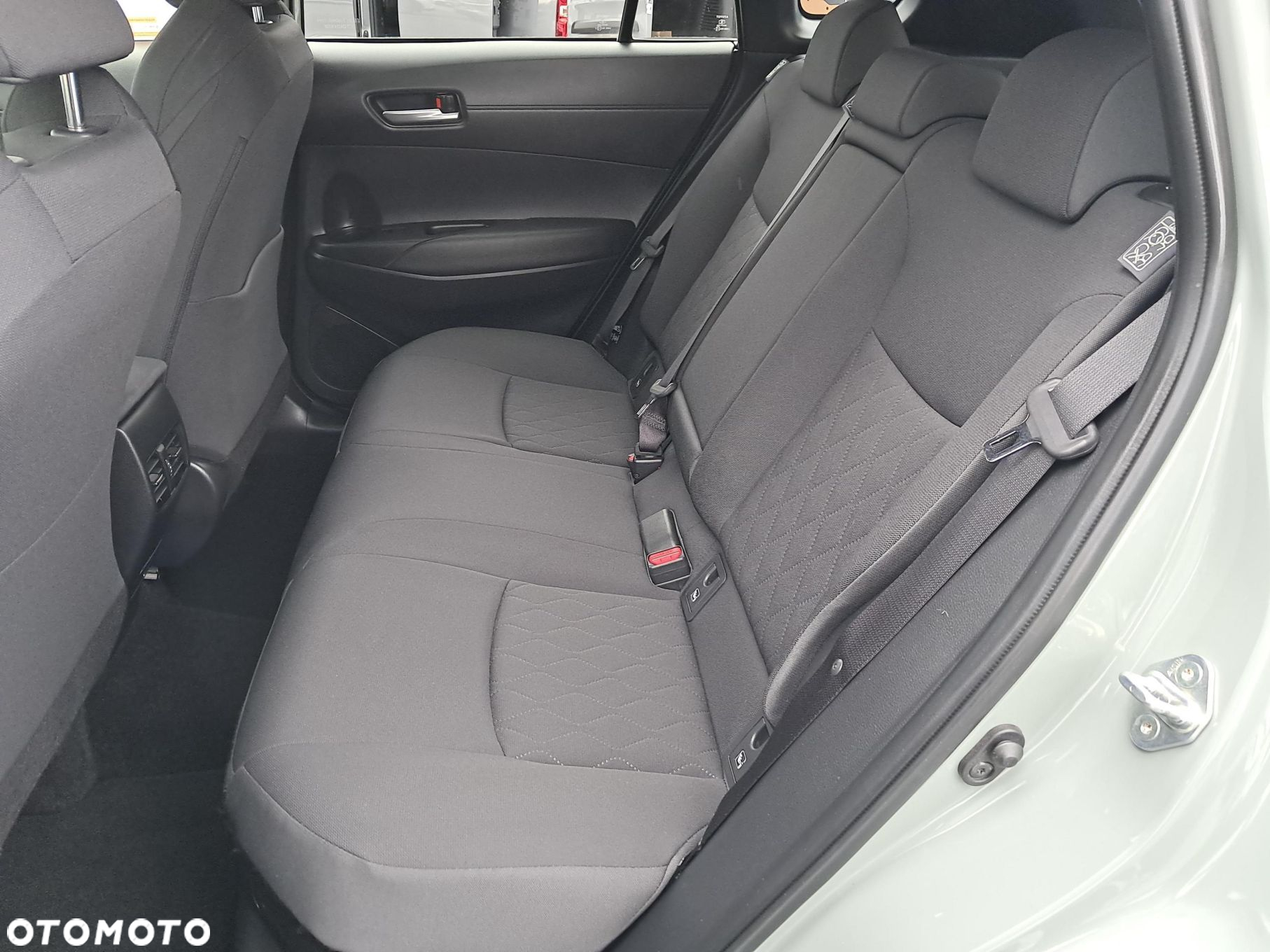 Toyota Corolla Cross 2.0 Hybrid Style - 15