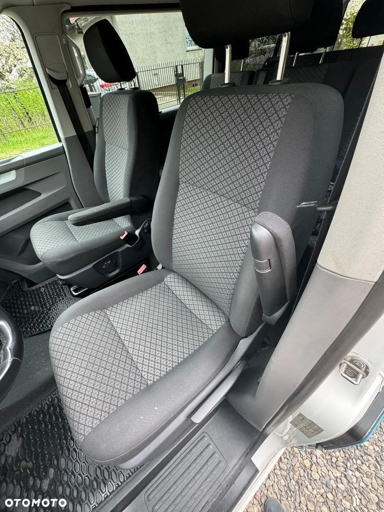 Volkswagen Caravelle 6.1 2.0 TDI L1 Highline DSG - 12