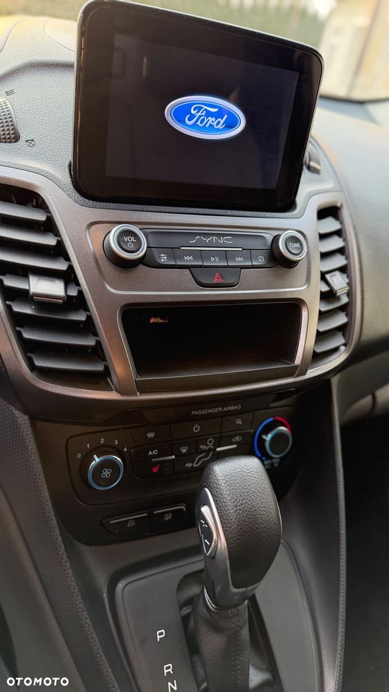 Ford transit connect - 18