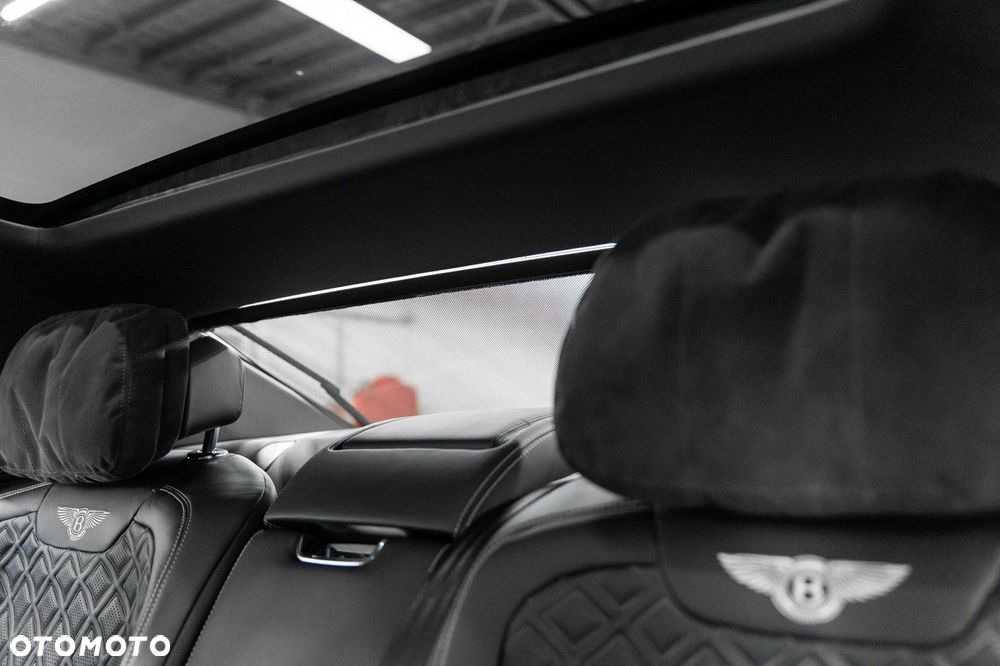 Bentley Flying Spur - 36