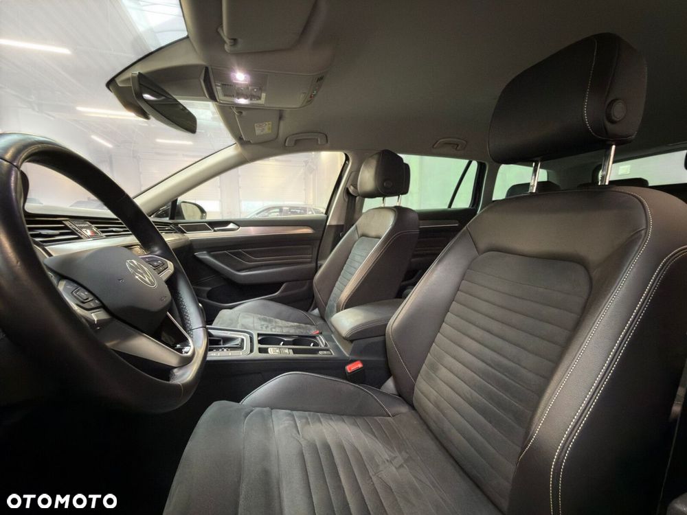 Volkswagen Passat Variant 1.5 TSI EVO Elegance DSG - 21