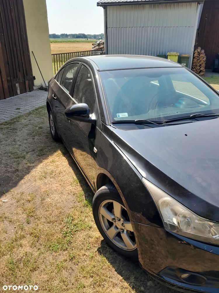 Chevrolet Cruze 1.6 - 2