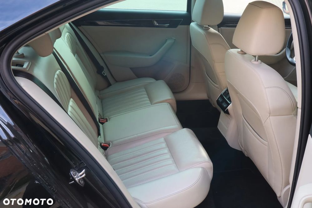 Skoda Superb 2.0 TSI L&K DSG - 24