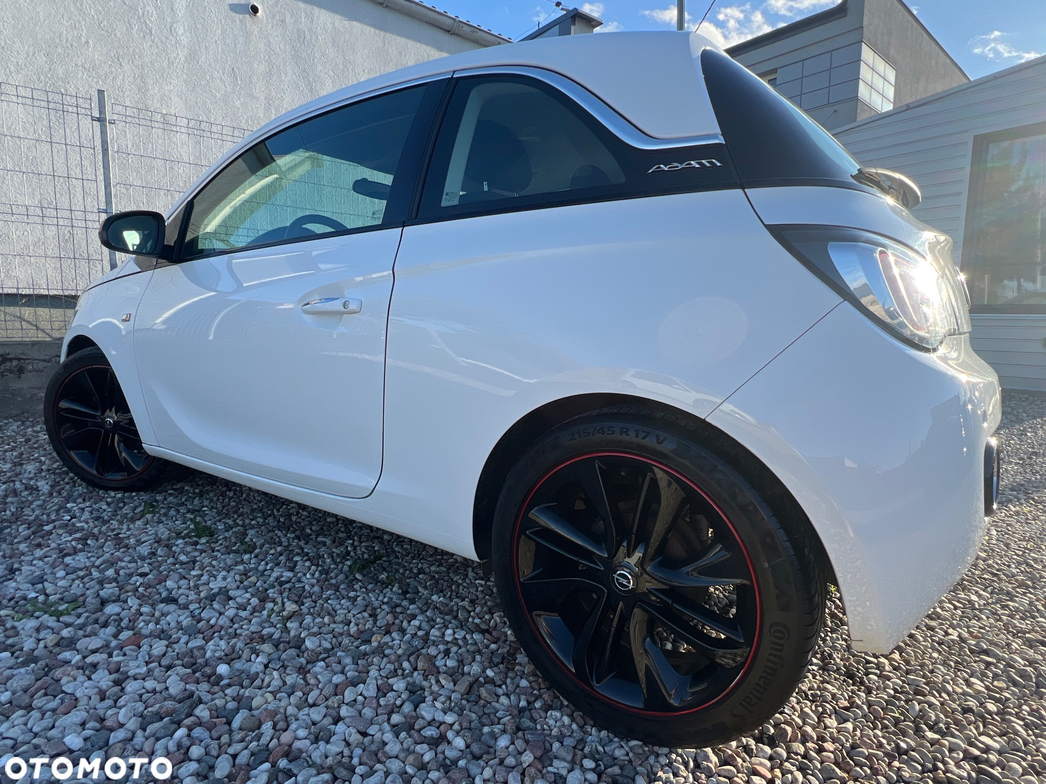 Opel Adam 1.2 White Link - 13