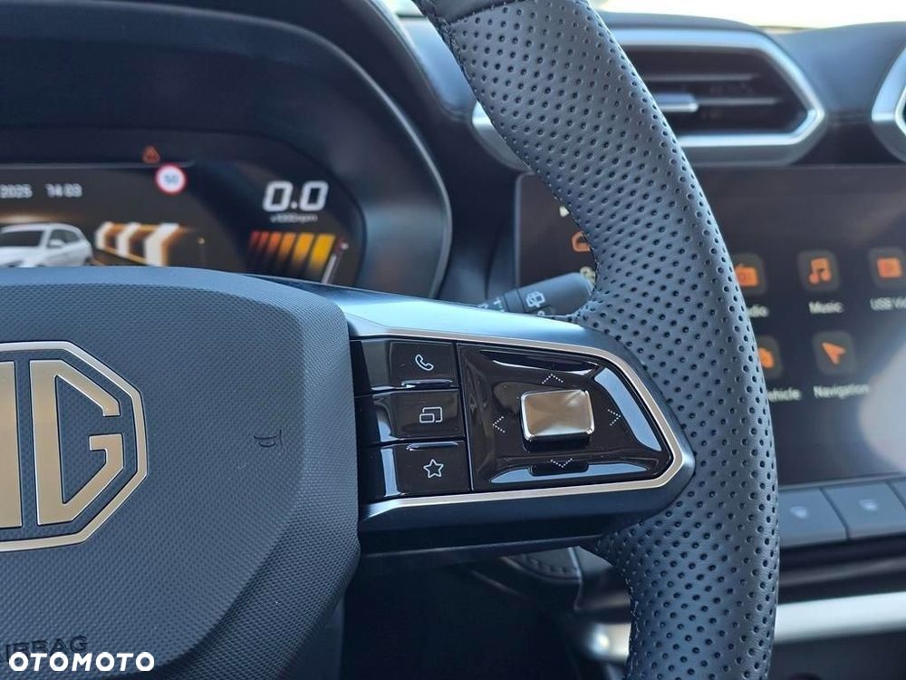 MG ZS 1.5 HEV+ Excite - 15