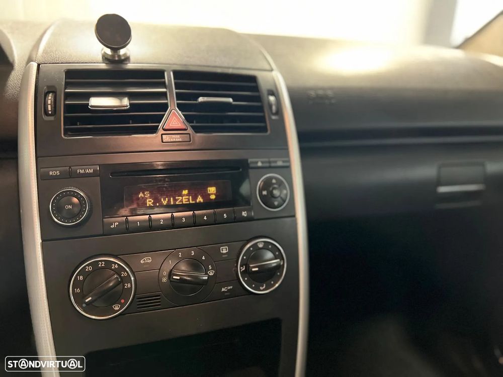 Mercedes-Benz A 150 Coupé Avantgarde - 12