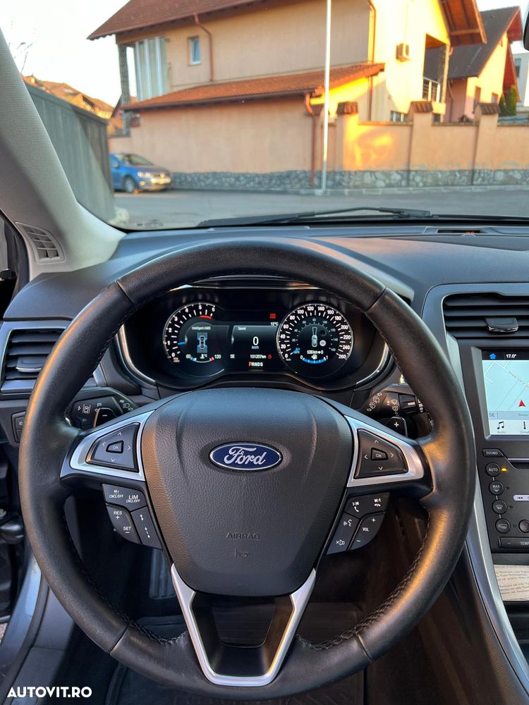 Ford Mondeo 2.0 TDCI PowerShift AWD Titanium - 13