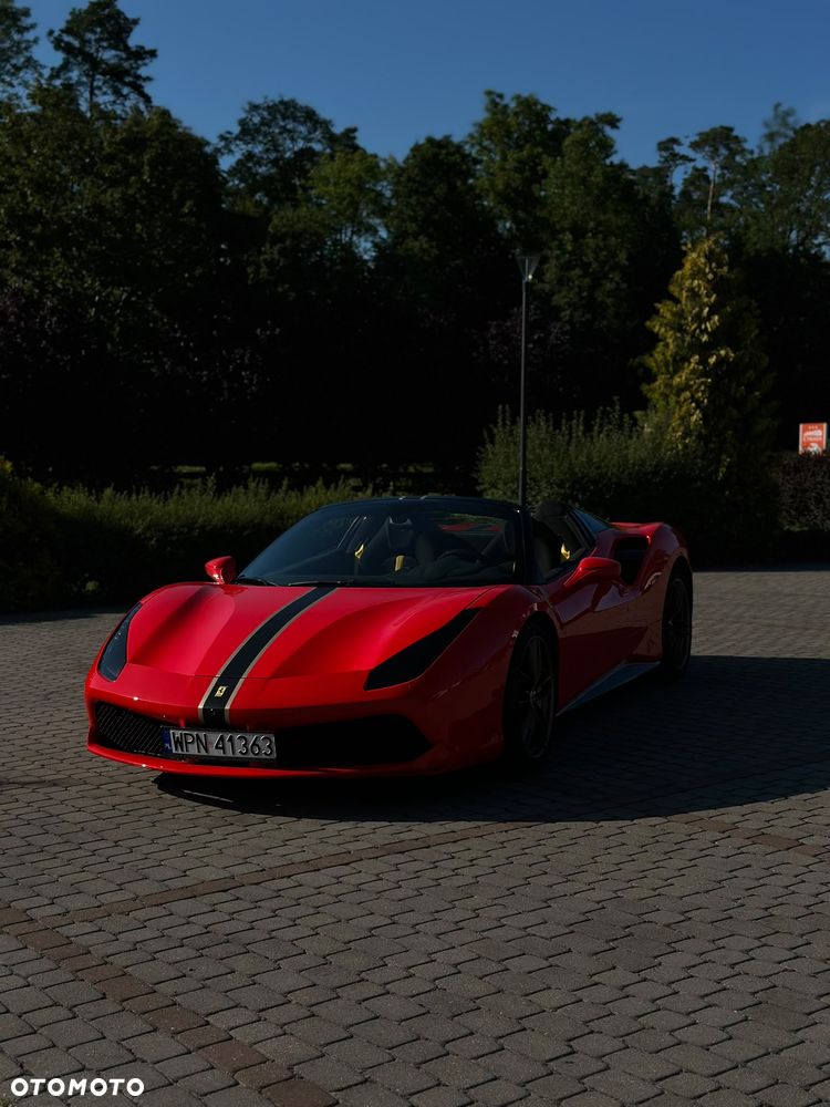 Ferrari 488 - 28