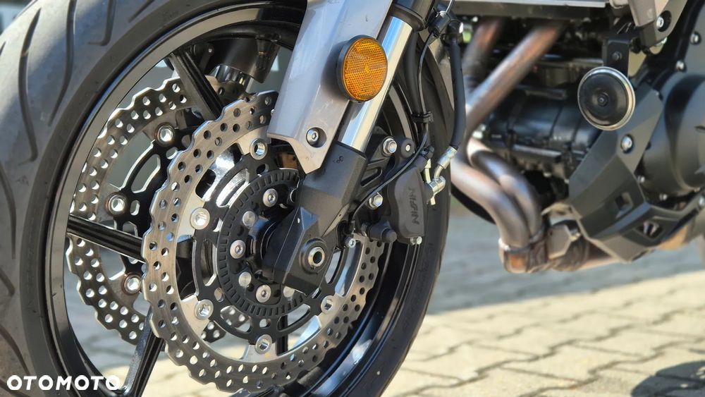 Kawasaki Versys 650 - 27