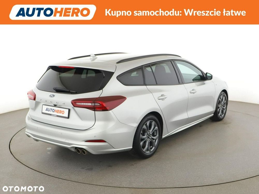 Ford Focus 1.0 EcoBoost Hybrid ST-LINE - 8