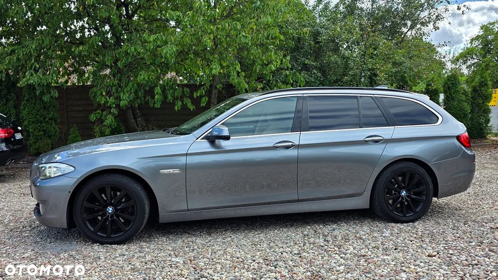 BMW Seria 5 520d - 5