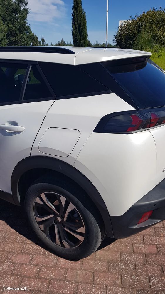 Peugeot 2008 1.2 PureTech Allure - 6