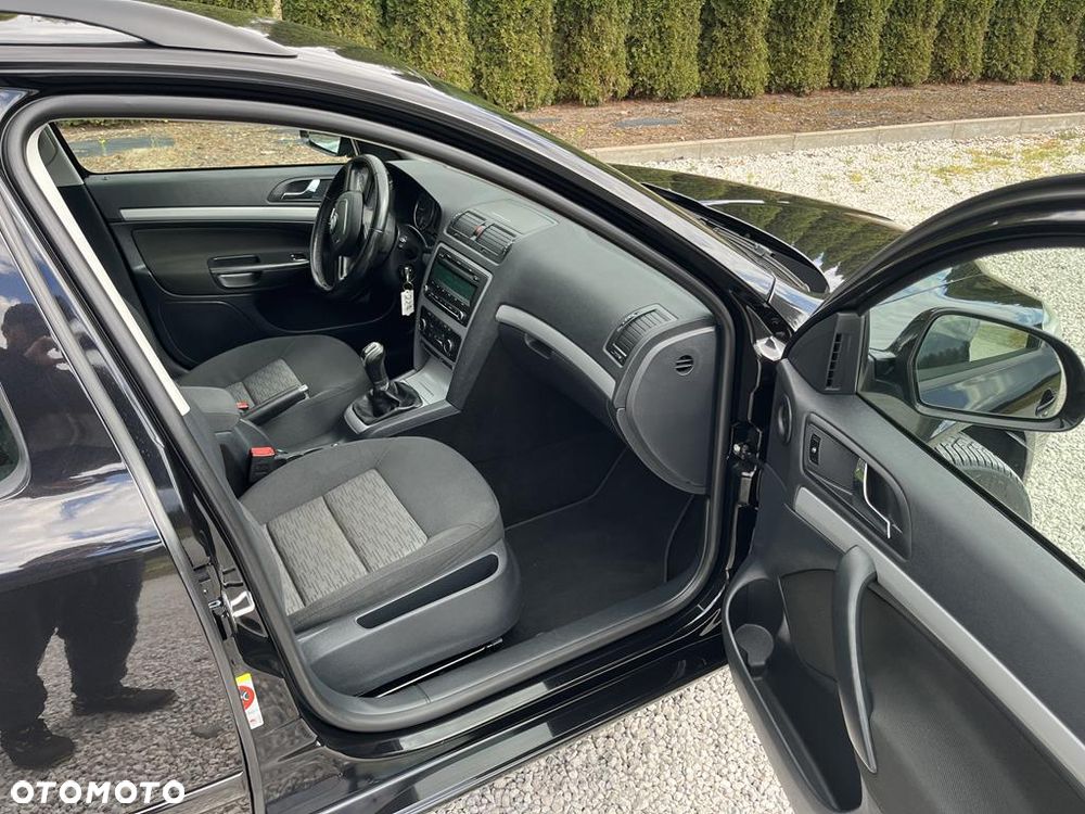 Skoda Octavia 1.6 TDI DPF Ambiente - 21