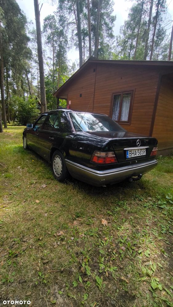 Mercedes-Benz Klasa E 250 D Elegance - 5