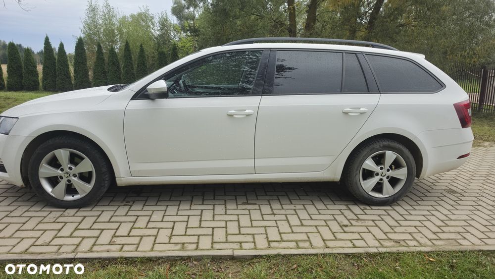Skoda Octavia - 3