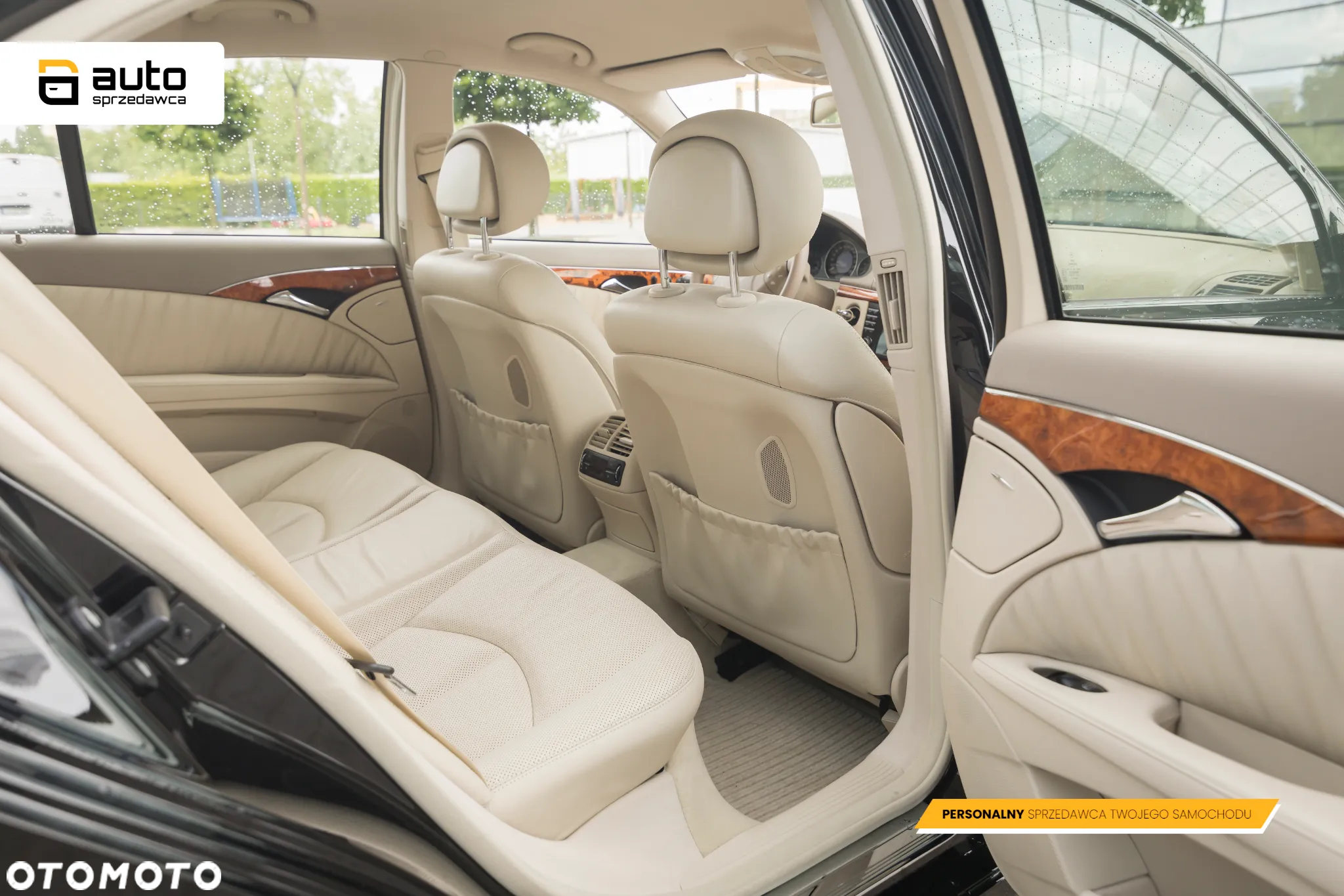 Mercedes-Benz Klasa E 500 4Matic Automatik Elegance - 31