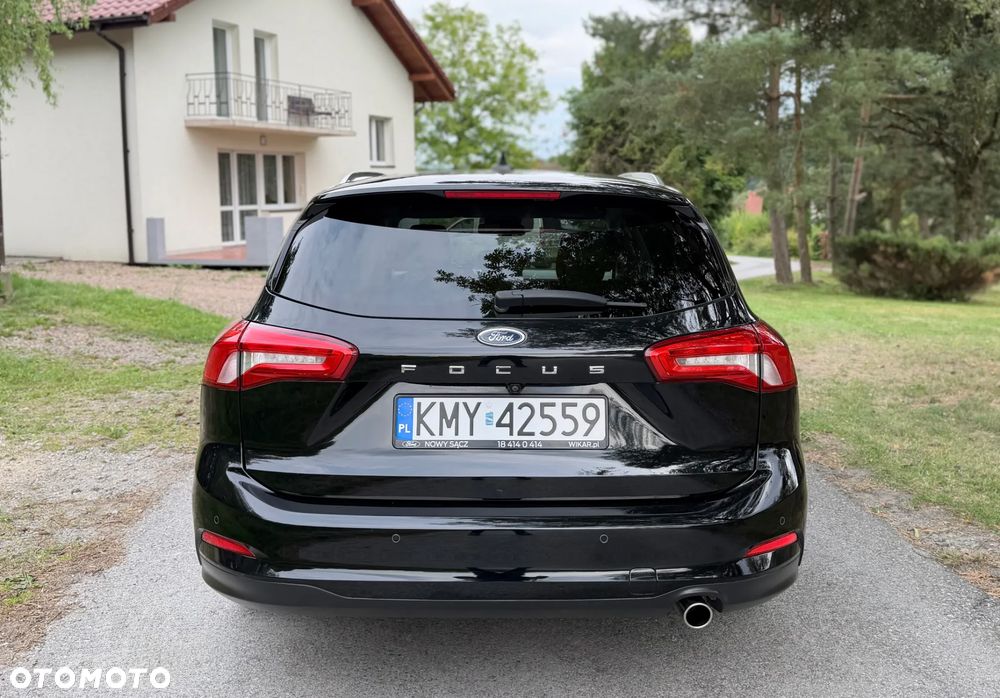 Ford Focus 1.0 EcoBoost Gold X (Trend) - 9