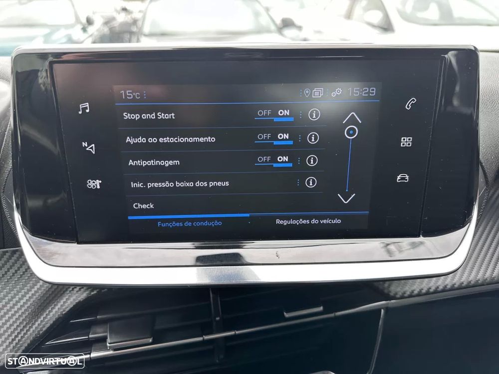 Peugeot 2008 1.2 PureTech Allure Pack - 33