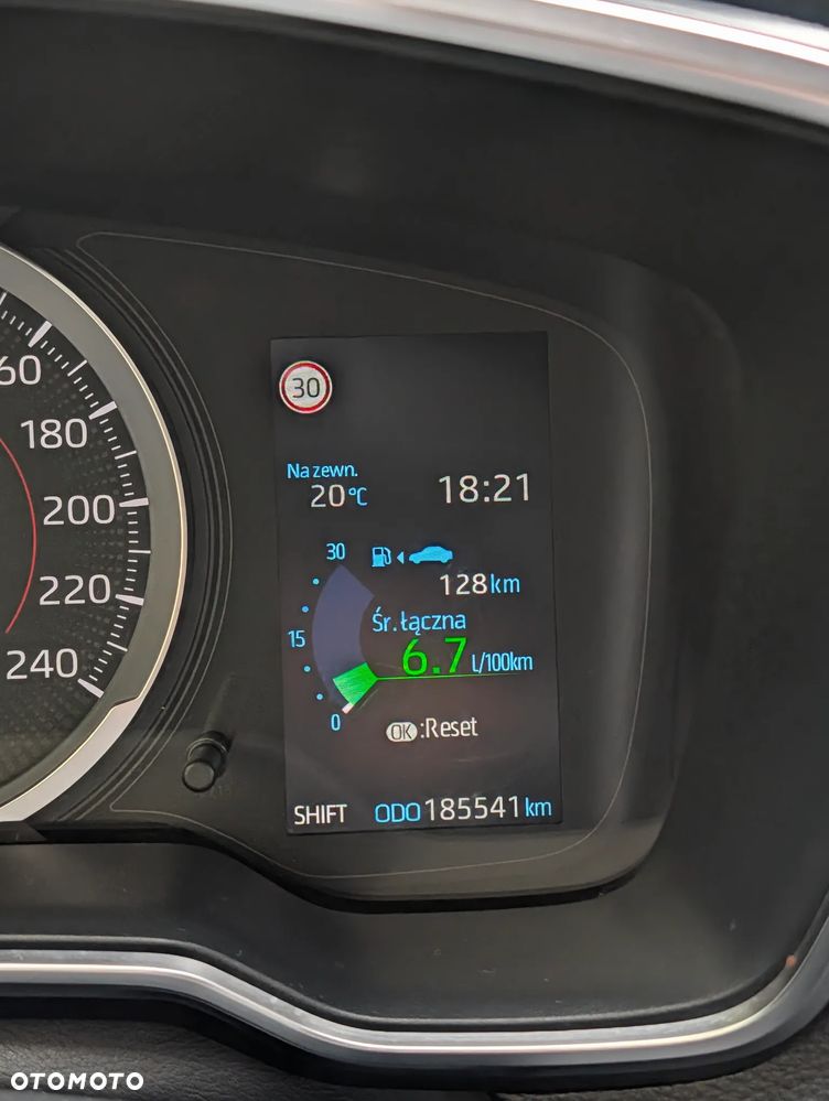 Toyota Corolla 1.6 Comfort - 13