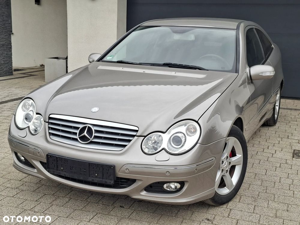 Mercedes-Benz Klasa C 180 Kompressor Starline - 1