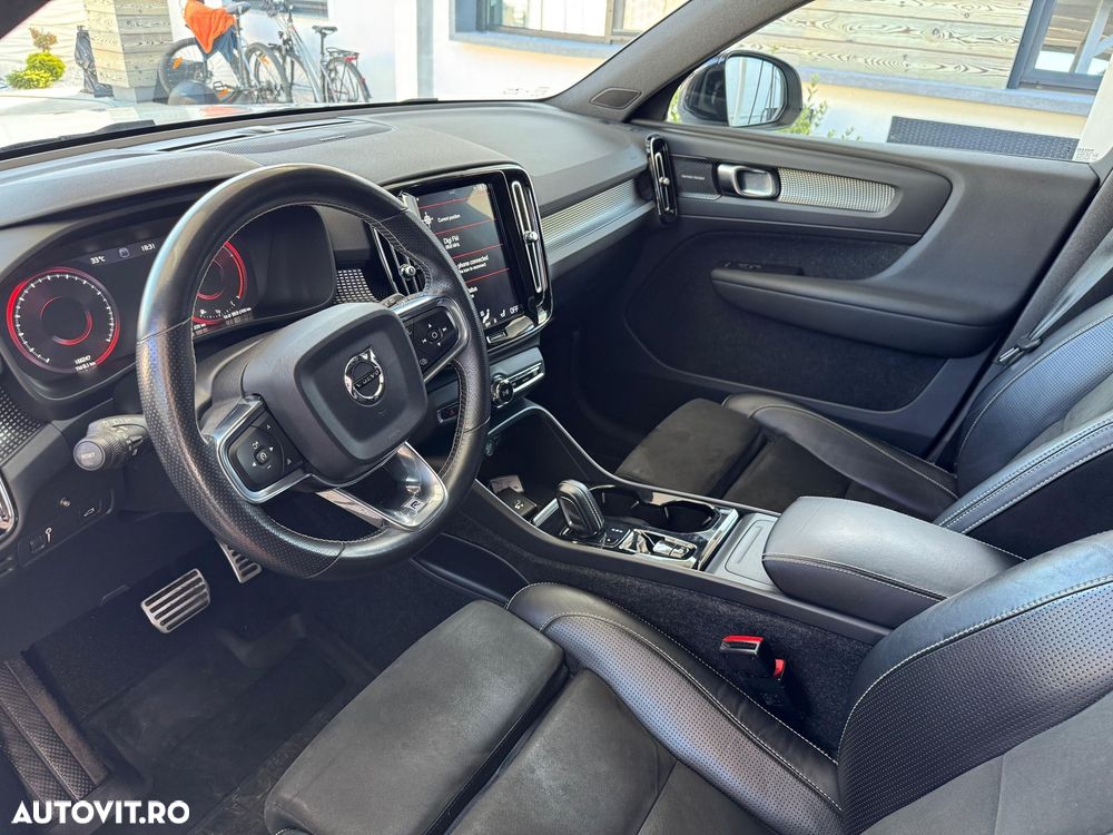 Volvo XC 40 D4 AWD R-Design - 13