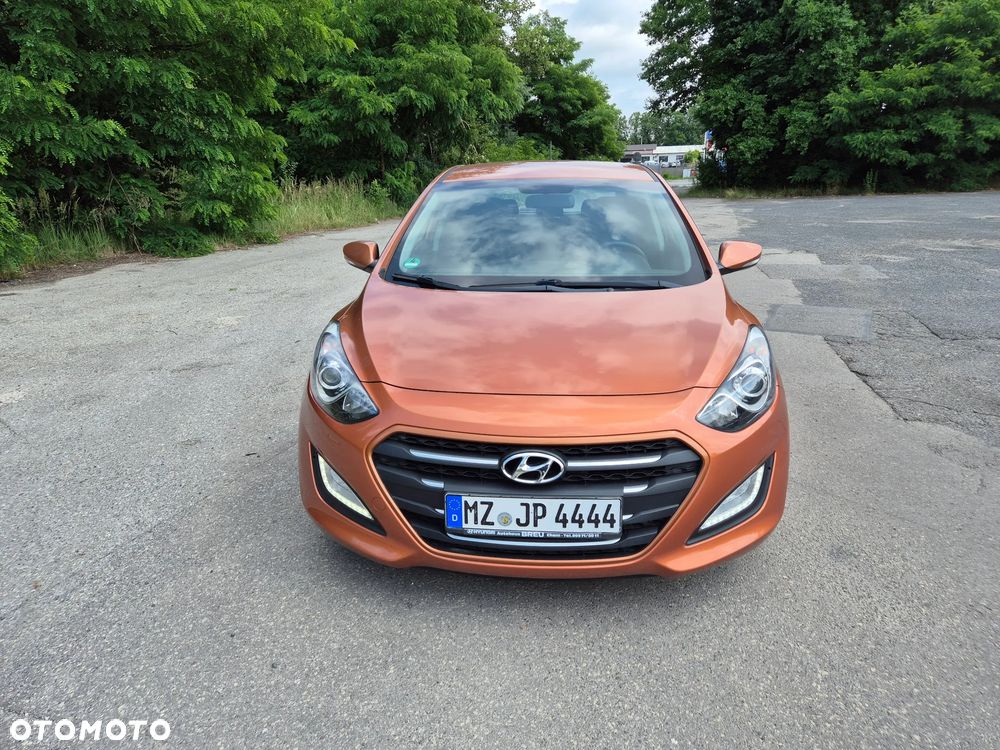 Hyundai i30 blue 1.4 Style - 12