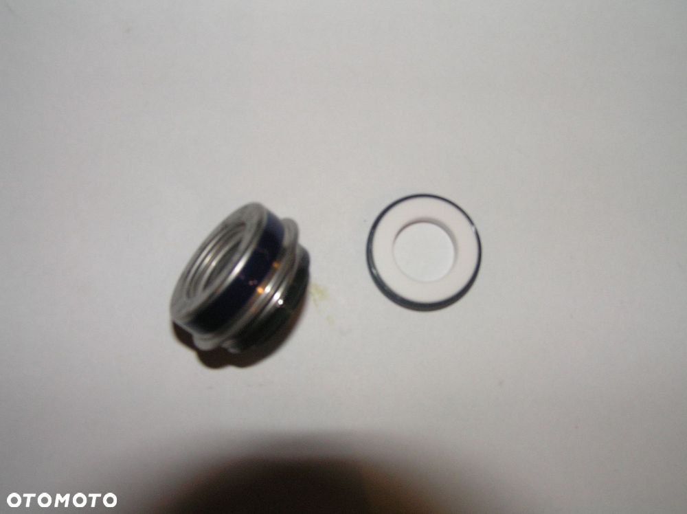 uszczelniacz pompy wody yamaha grizzly 700 - 1