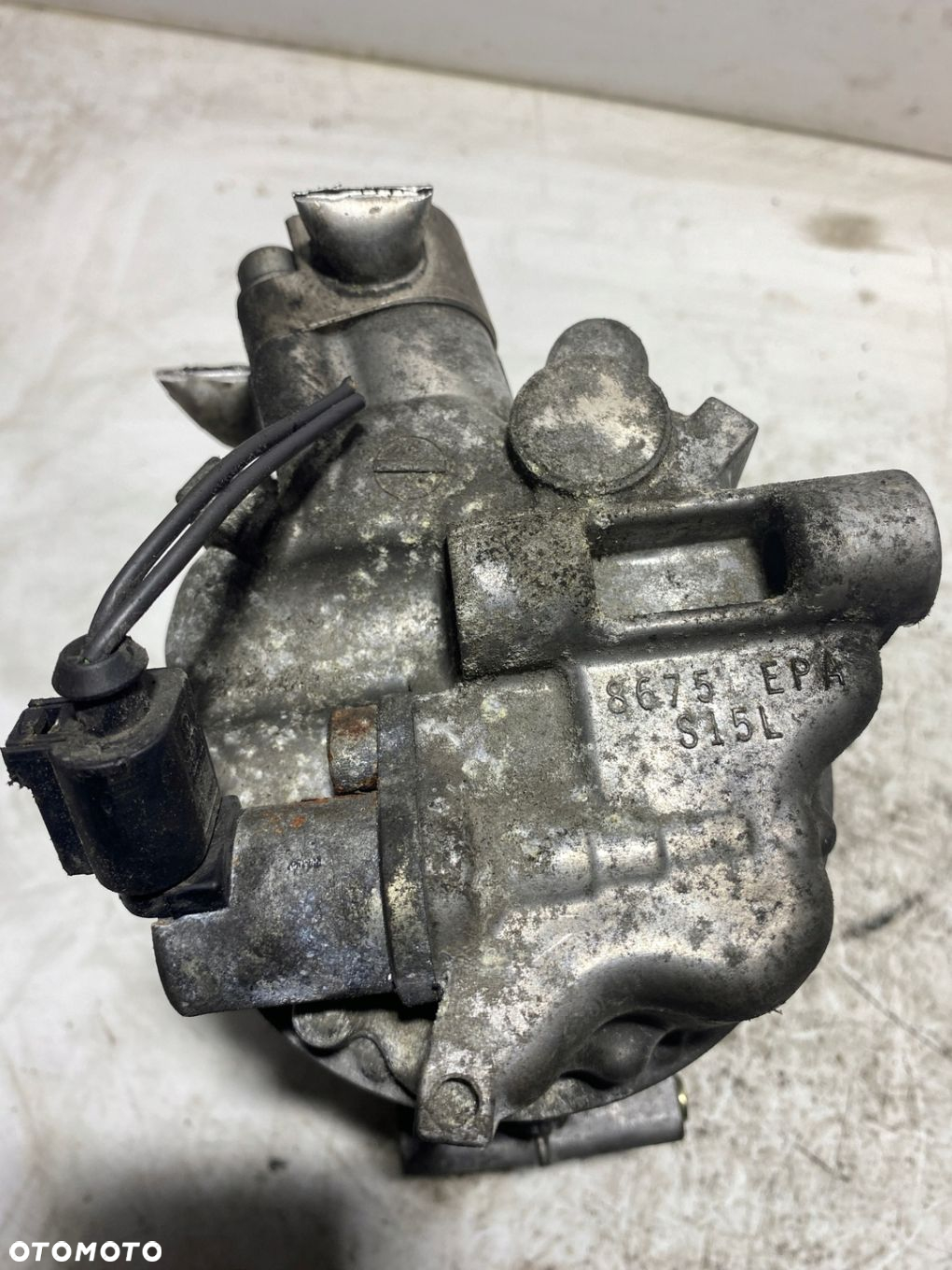 SPRĘŻARKA KOMPRESOR KLIMATYZACJI VW CADDY III PASSAT B6 1K0820803G 1.9 TDI - 4