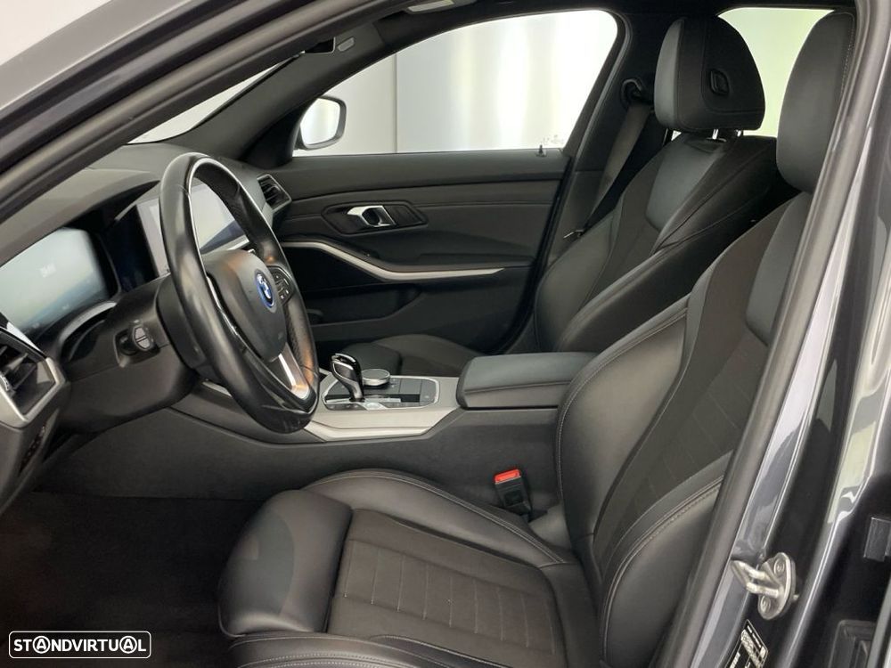 BMW 320 e Auto - 11